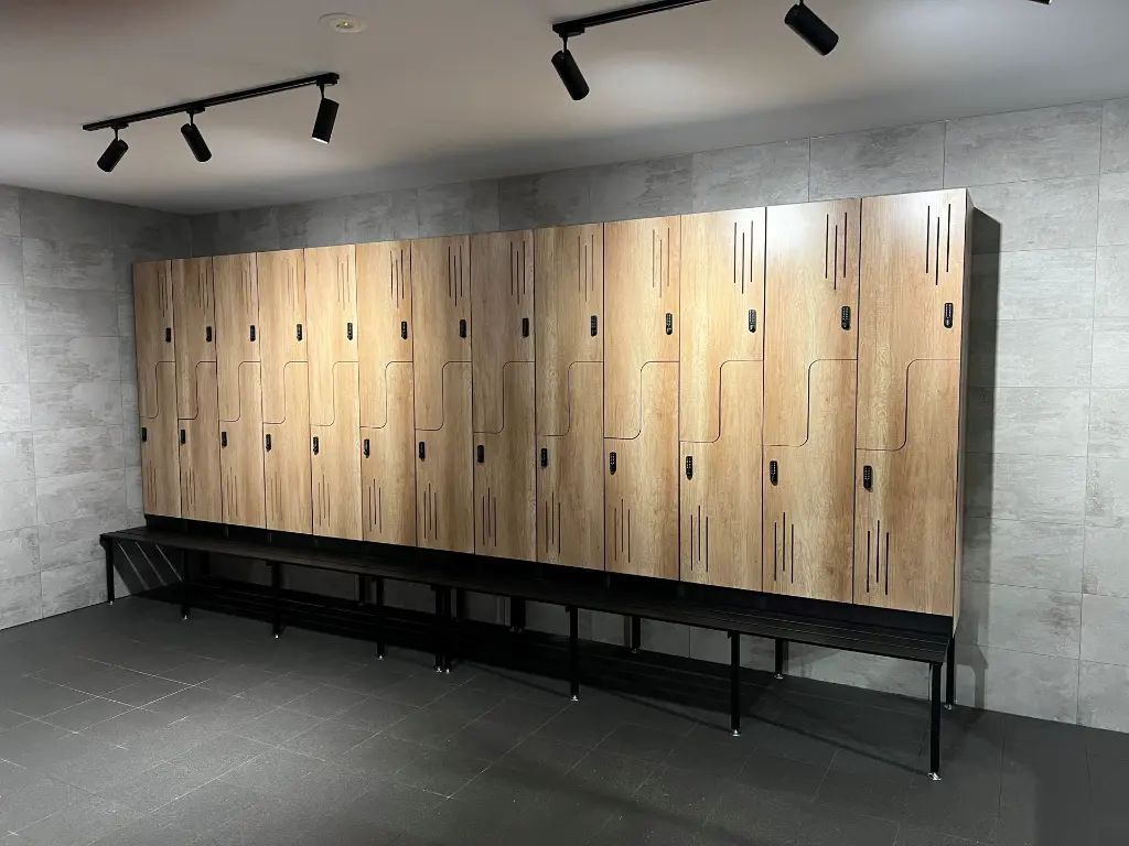 Laminate Lockers - Natural Oak Step Door with Benchseat - Secure Lockers.webp